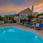 فيلة Loggos Seaview With Private Pool By Konnect *