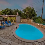 Loggos Seaview With Private Pool By Konnect Longós
